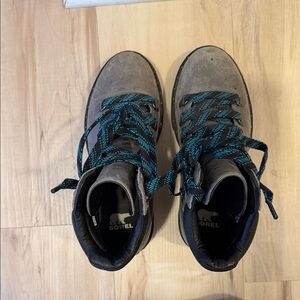 Sorel Kids Boots - Gray with Teal Laces